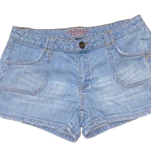 Arizona Jean company size 9 denim shorts - Picture 1 of 5